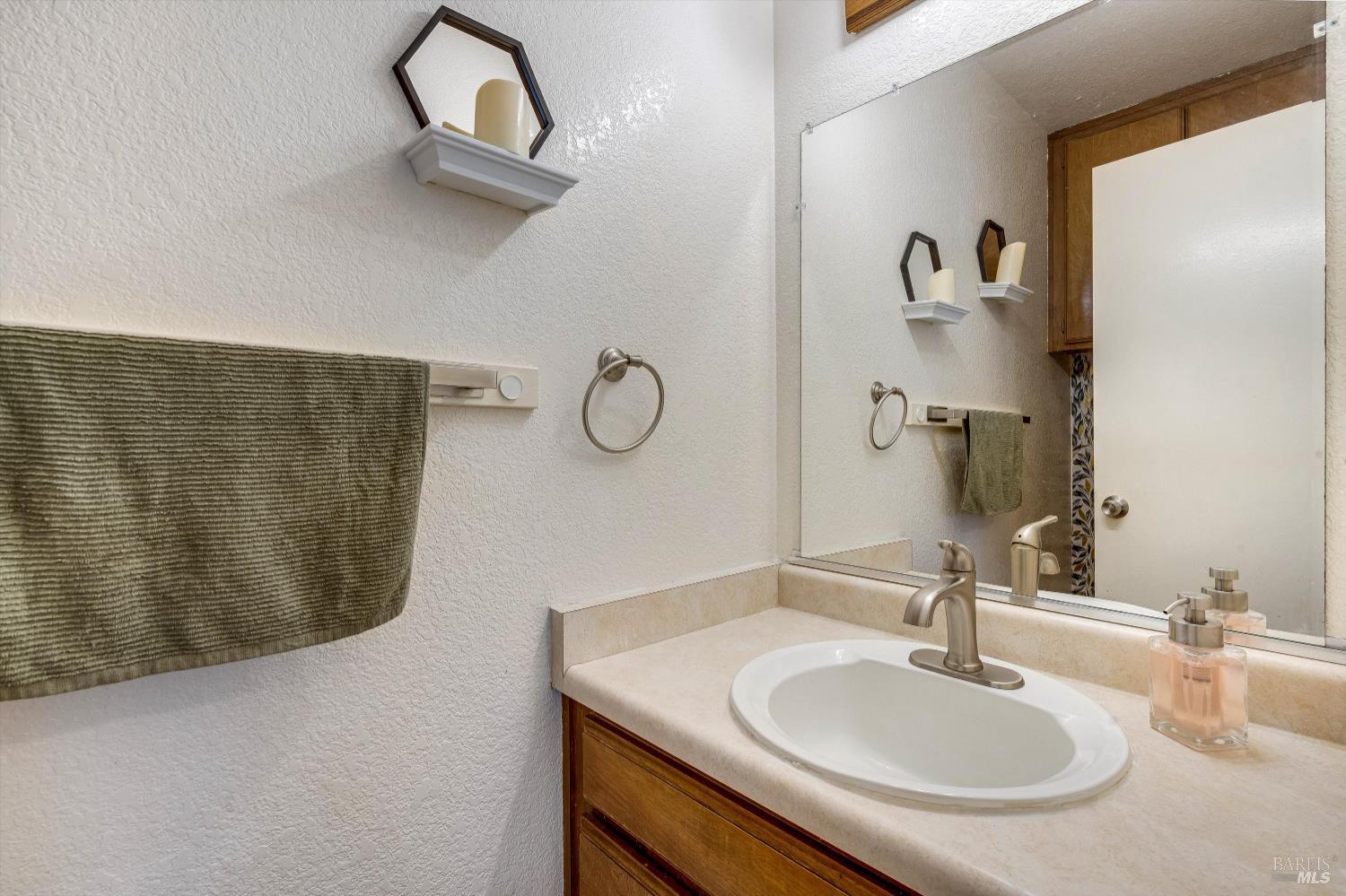 Detail Gallery Image 26 of 31 For 2038 Terry Rd, Santa Rosa,  CA 95403 - – Beds | – Baths