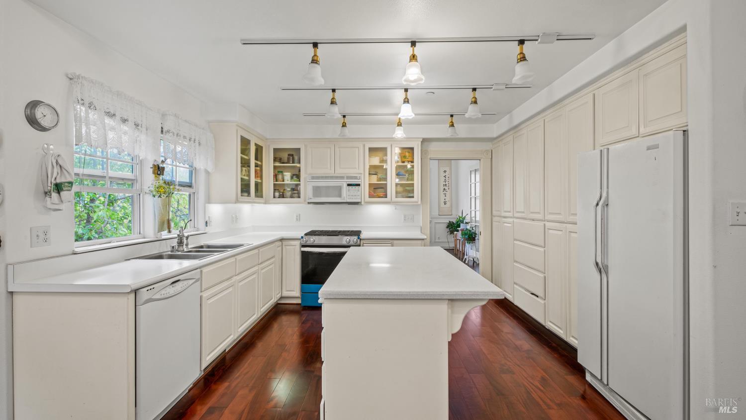 Detail Gallery Image 17 of 68 For 113 Heidi Ln, Cloverdale,  CA 95425 - 3 Beds | 2/2 Baths