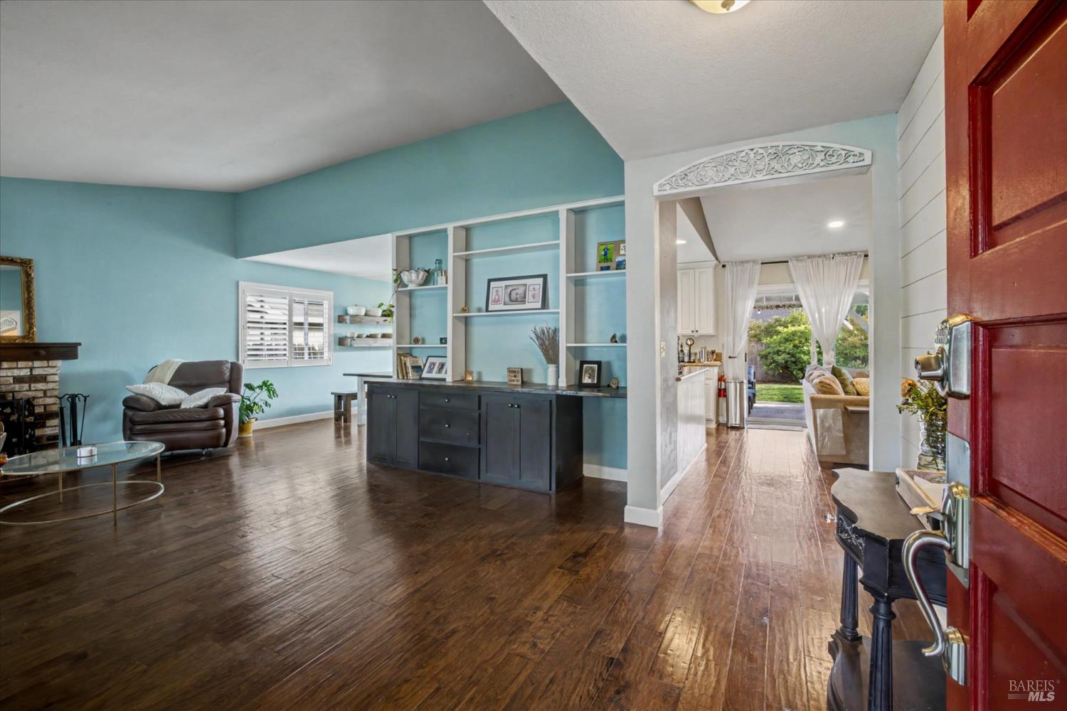 Detail Gallery Image 5 of 68 For 456 Marbella Ln, Vacaville,  CA 95688 - 4 Beds | 2 Baths