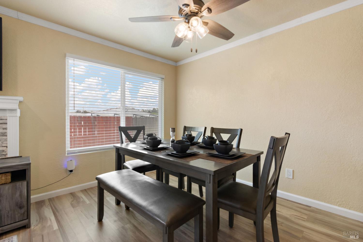 Detail Gallery Image 7 of 17 For 942 5th St, Vallejo,  CA 94590 - 3 Beds | 2 Baths