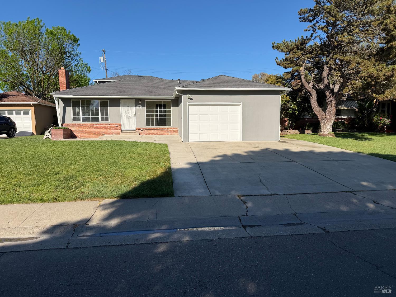 Detail Gallery Image 5 of 53 For 138 Gardiner Way, Rio Vista,  CA 94571 - 5 Beds | 3 Baths