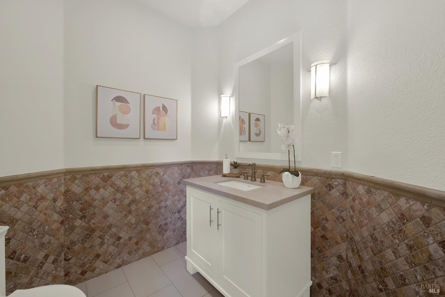 Detail Gallery Image 33 of 95 For 213 Cardwell Ct, Napa,  CA 94559 - 4 Beds | 3/1 Baths
