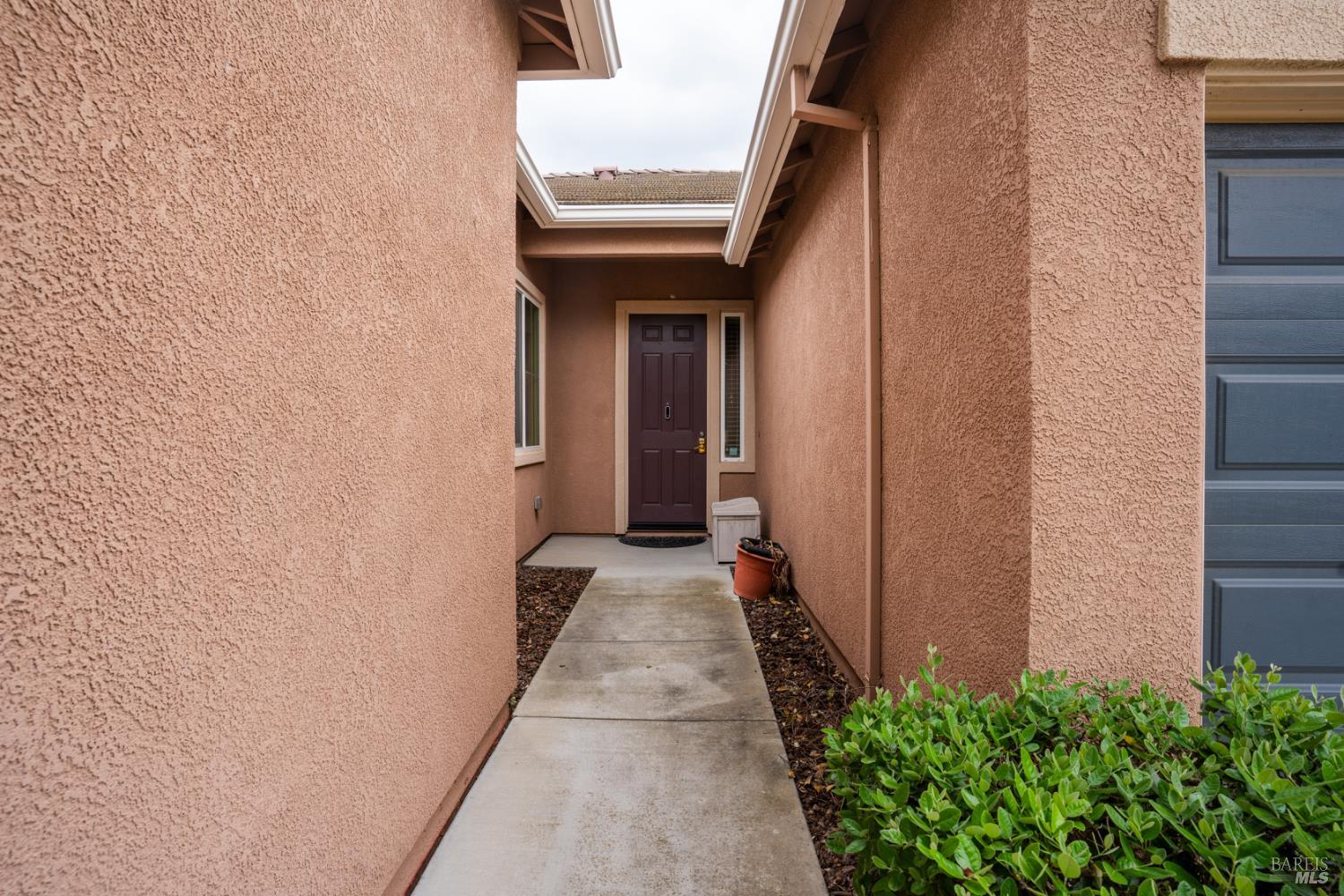Detail Gallery Image 5 of 33 For 506 Rutland Dr, Rio Vista,  CA 94571 - 3 Beds | 2/1 Baths