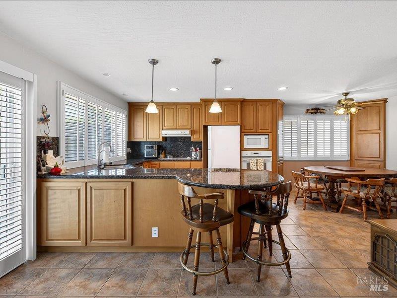 Detail Gallery Image 7 of 30 For 5484 San Jose Dr, Pleasanton,  CA 94566 - 3 Beds | 2 Baths