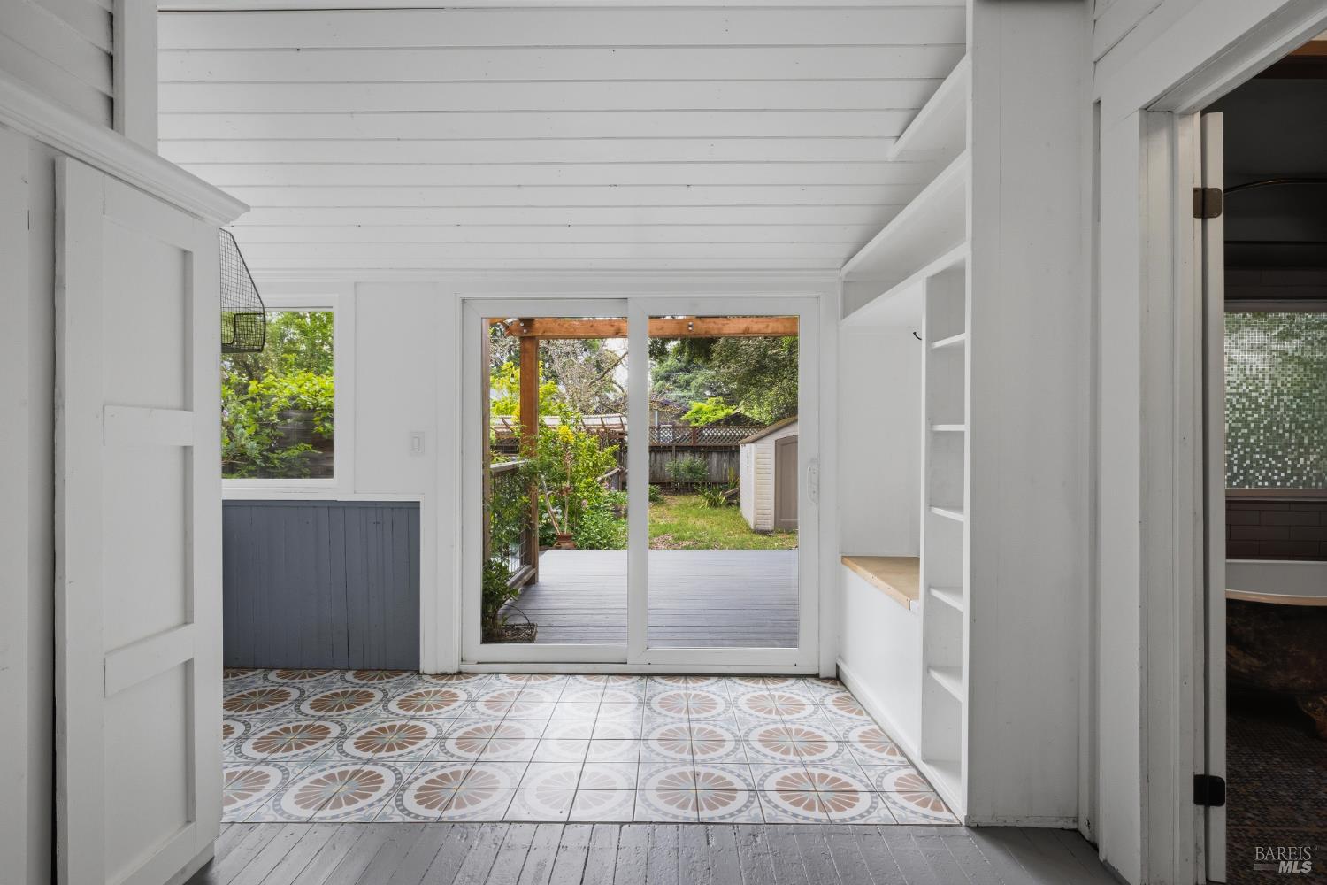 Detail Gallery Image 15 of 41 For 640 Charles St, Santa Rosa,  CA 95404 - 2 Beds | 1 Baths