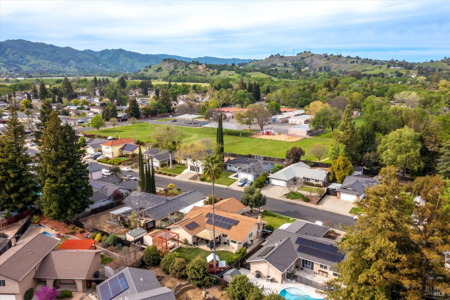Detail Gallery Image 64 of 68 For 456 Marbella Ln, Vacaville,  CA 95688 - 4 Beds | 2 Baths