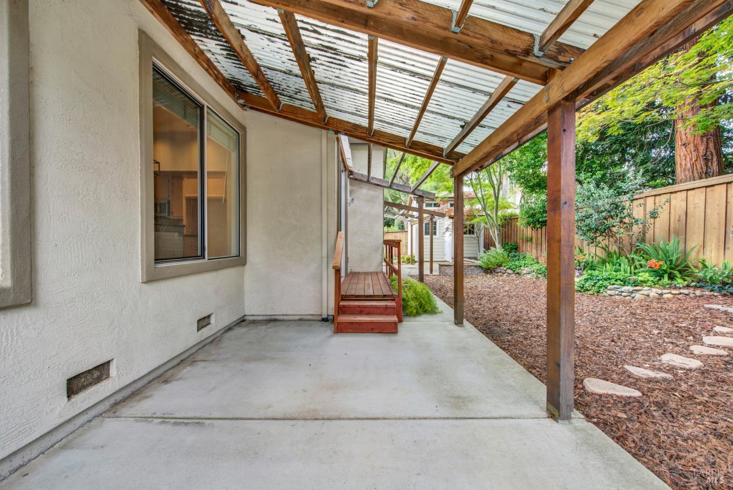 Detail Gallery Image 48 of 71 For 621 Renaissance Ave, Fairfield,  CA 94534 - 3 Beds | 3 Baths