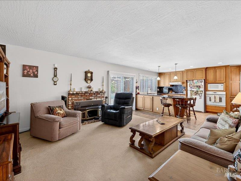 Detail Gallery Image 12 of 30 For 5484 San Jose Dr, Pleasanton,  CA 94566 - 3 Beds | 2 Baths