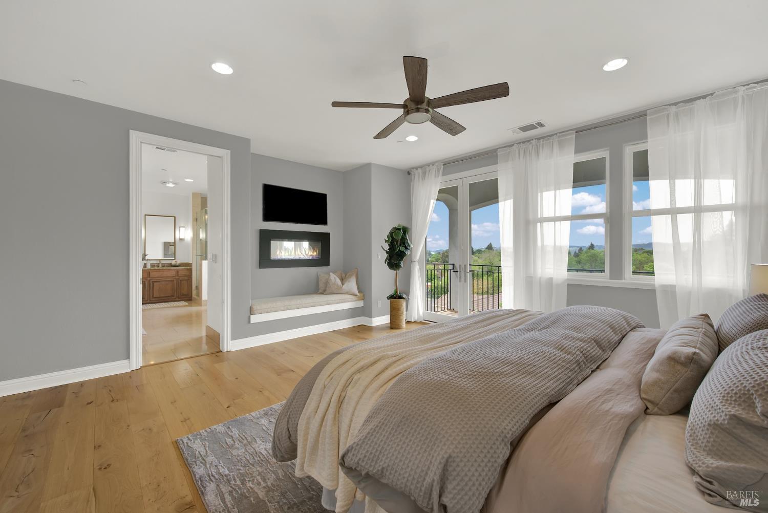 Detail Gallery Image 47 of 95 For 213 Cardwell Ct, Napa,  CA 94559 - 4 Beds | 3/1 Baths