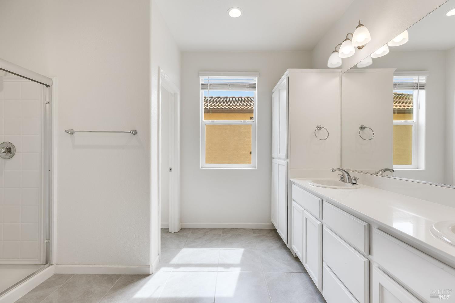 Detail Gallery Image 32 of 64 For 543 Vega Way, Vacaville,  CA 95687 - 3 Beds | 2/1 Baths