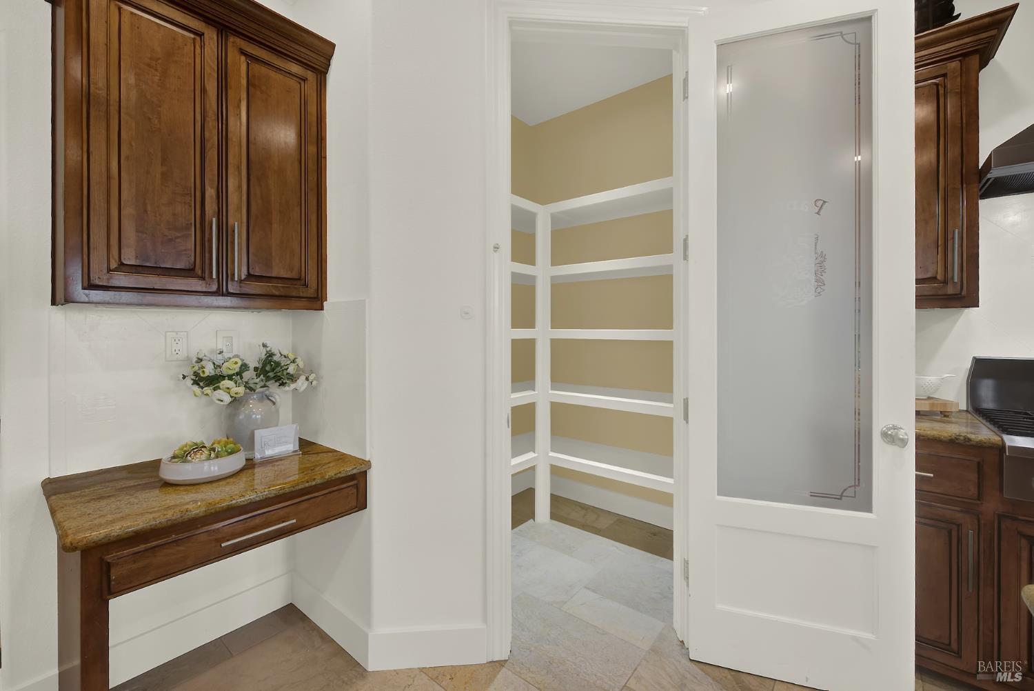 Detail Gallery Image 30 of 95 For 213 Cardwell Ct, Napa,  CA 94559 - 4 Beds | 3/1 Baths