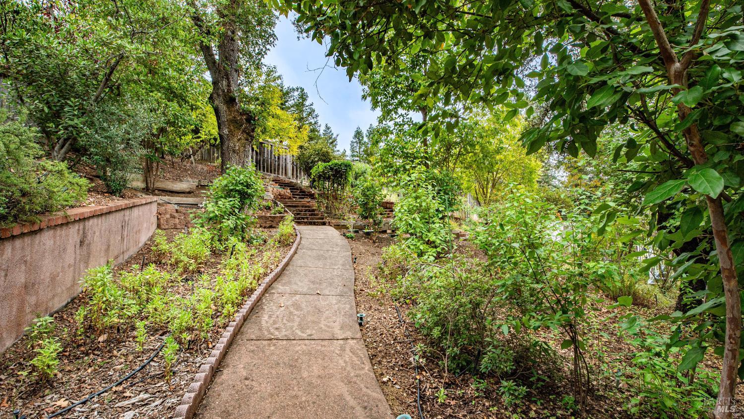 Detail Gallery Image 56 of 68 For 113 Heidi Ln, Cloverdale,  CA 95425 - 3 Beds | 2/2 Baths