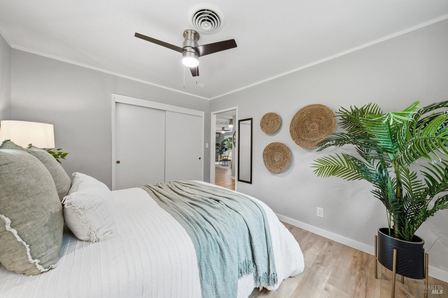 Detail Gallery Image 28 of 52 For 9480 Glenhaven Dr, Glenhaven,  CA 95443 - 2 Beds | 2 Baths