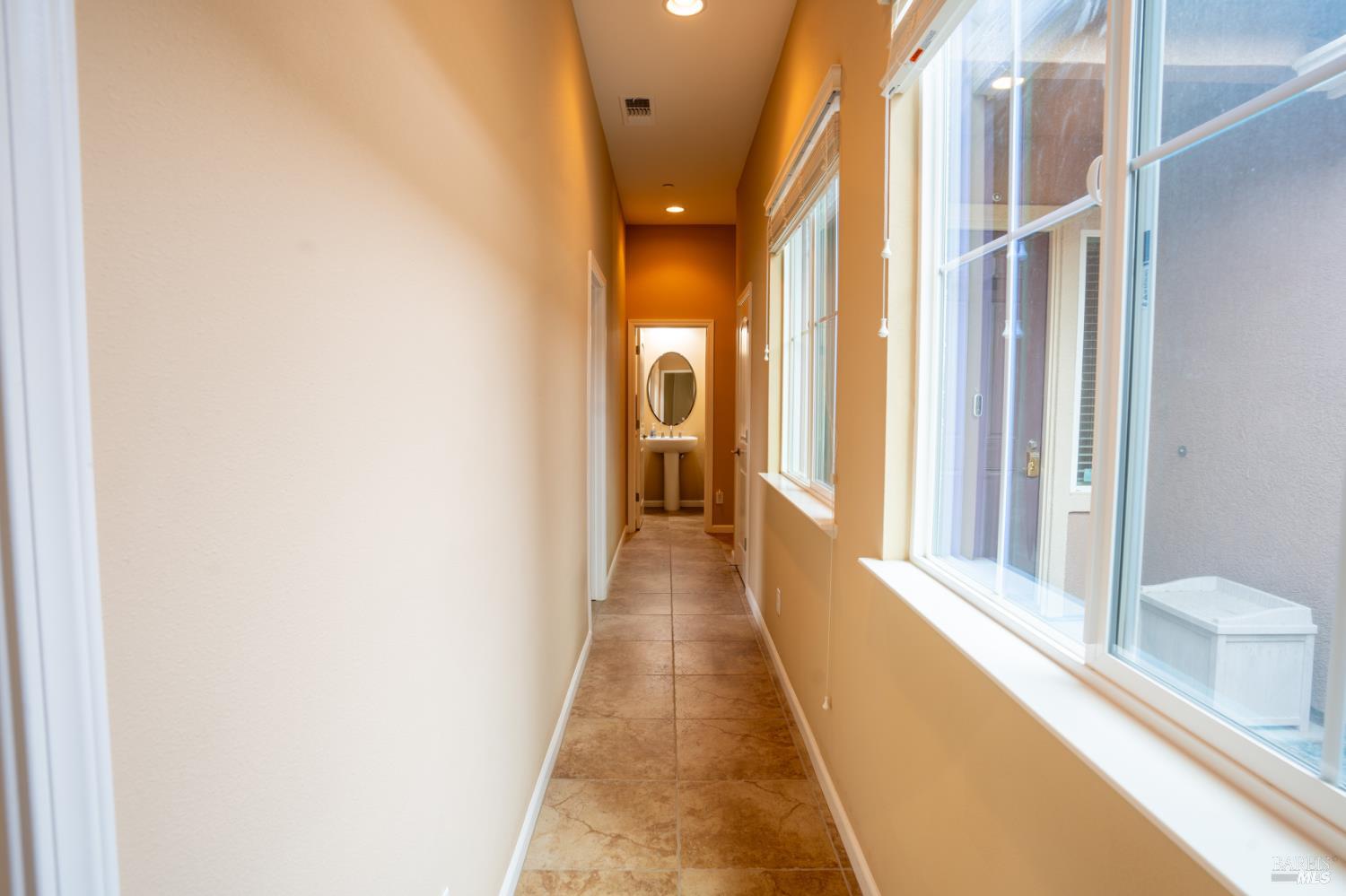 Detail Gallery Image 17 of 33 For 506 Rutland Dr, Rio Vista,  CA 94571 - 3 Beds | 2/1 Baths