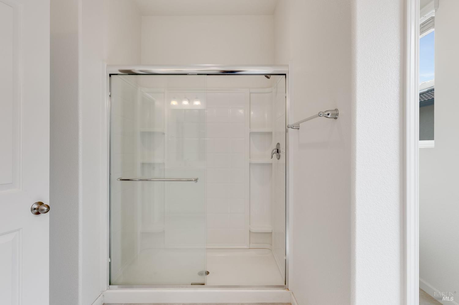 Detail Gallery Image 33 of 64 For 543 Vega Way, Vacaville,  CA 95687 - 3 Beds | 2/1 Baths