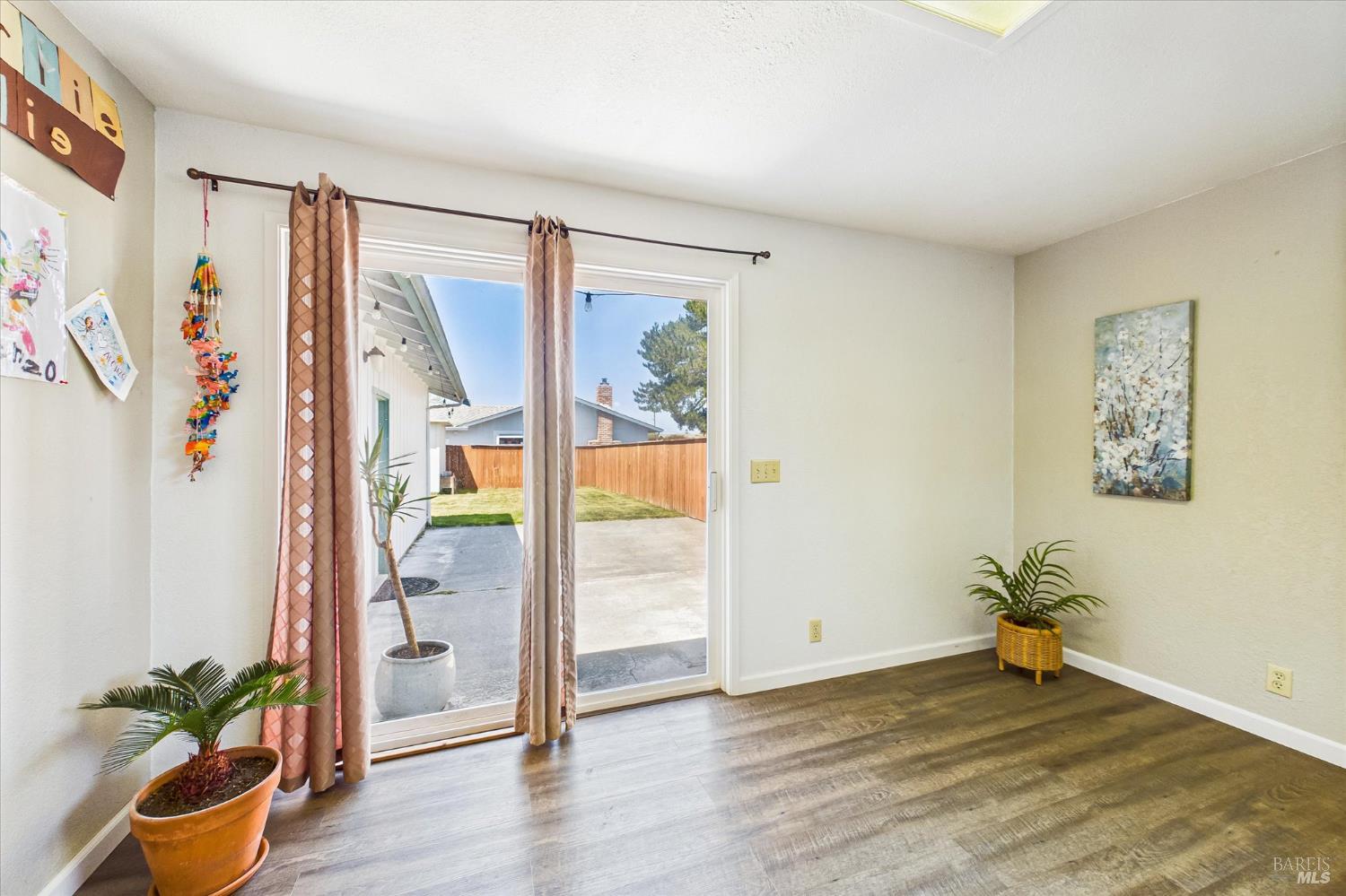 Detail Gallery Image 31 of 40 For 2393 Ohio St, Eureka,  CA 95501 - 3 Beds | 2 Baths