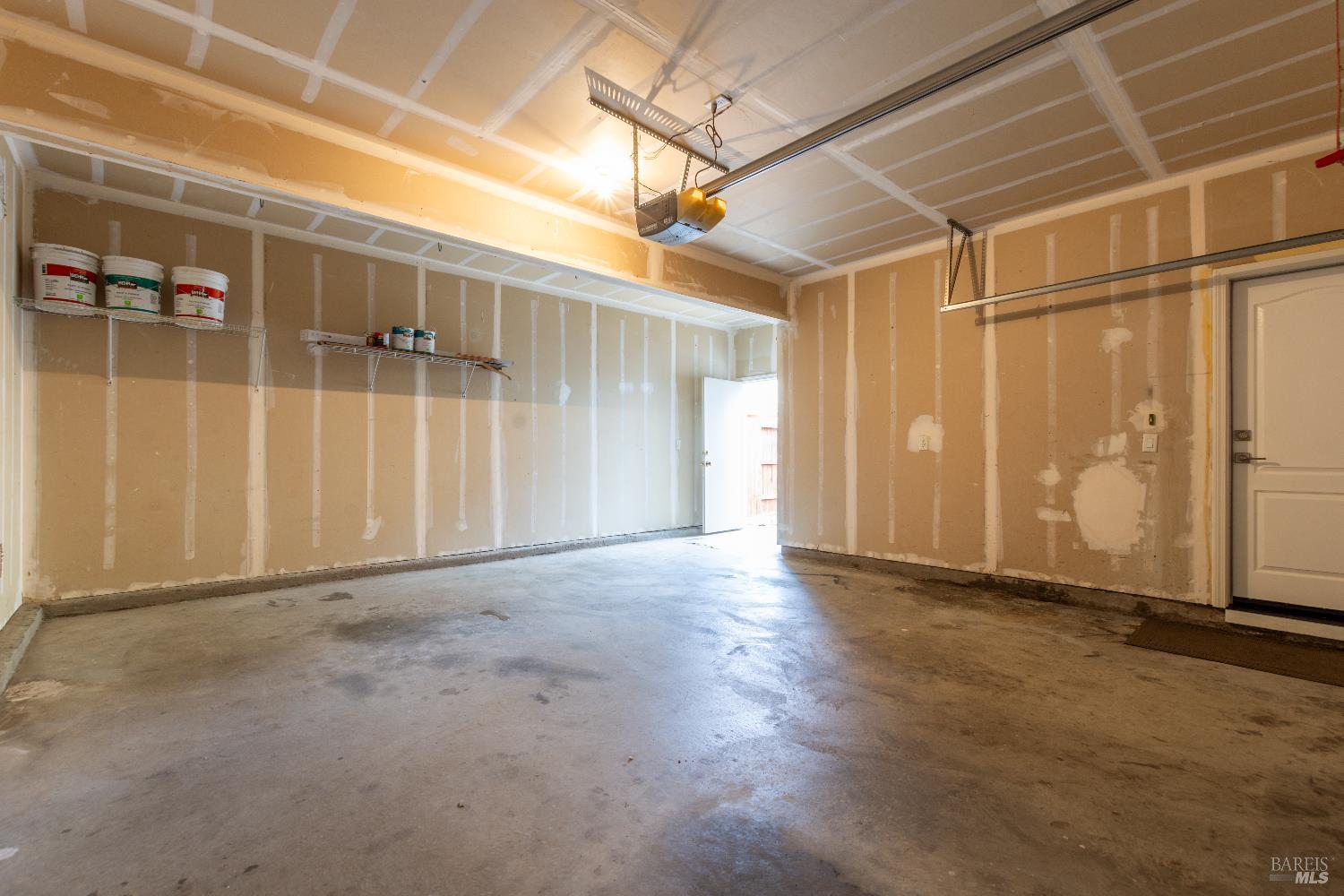 Detail Gallery Image 26 of 36 For 1018 Freedom Dr, Suisun City,  CA 94585 - 4 Beds | 2/1 Baths