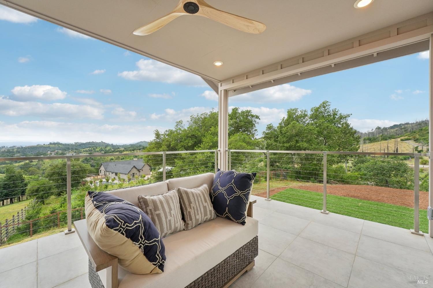 Detail Gallery Image 51 of 80 For 5663 Crystal Dr, Santa Rosa,  CA 95404 - 5 Beds | 3/1 Baths