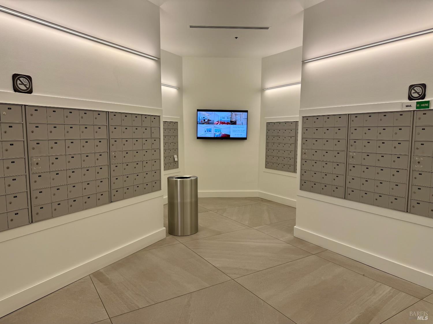 Detail Gallery Image 19 of 25 For 6363 Christie Ave #2513,  Emeryville,  CA 94608 - 1 Beds | 1 Baths