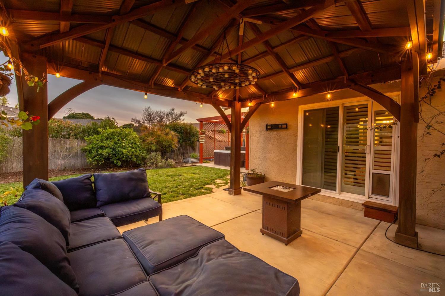 Detail Gallery Image 52 of 68 For 456 Marbella Ln, Vacaville,  CA 95688 - 4 Beds | 2 Baths