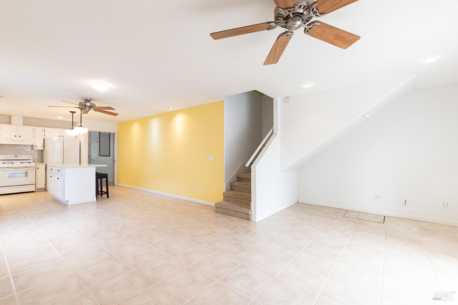 Detail Gallery Image 13 of 47 For 349 Sugar Maple Ln, Windsor,  CA 95492 - 3 Beds | 2 Baths