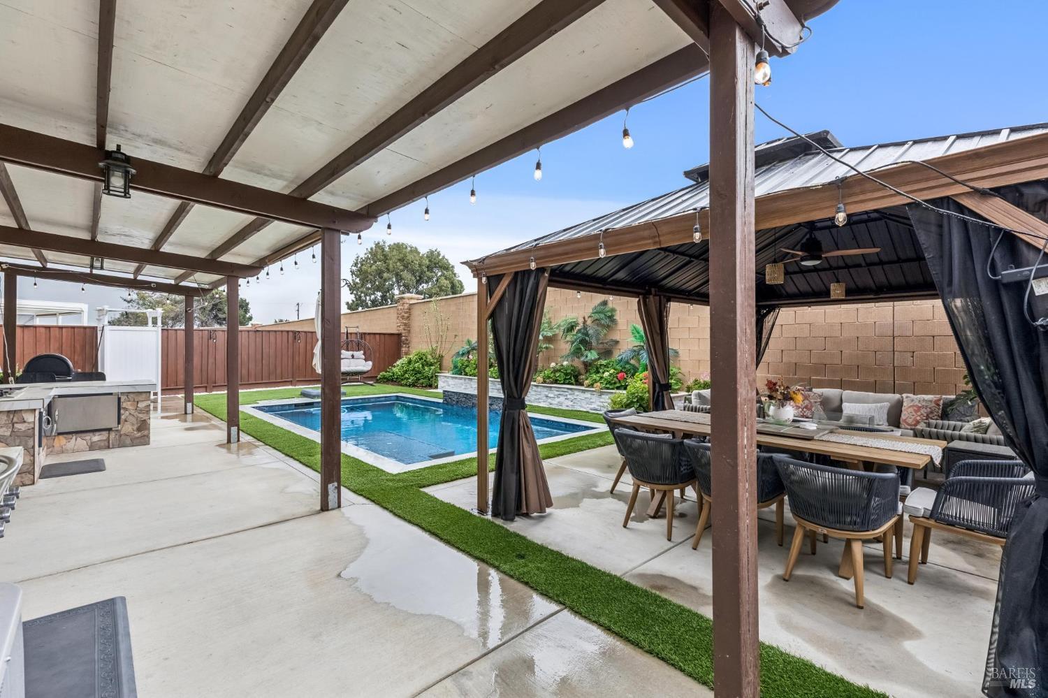 Detail Gallery Image 42 of 52 For 2919 Shaver St, Fairfield,  CA 94533 - 4 Beds | 3 Baths