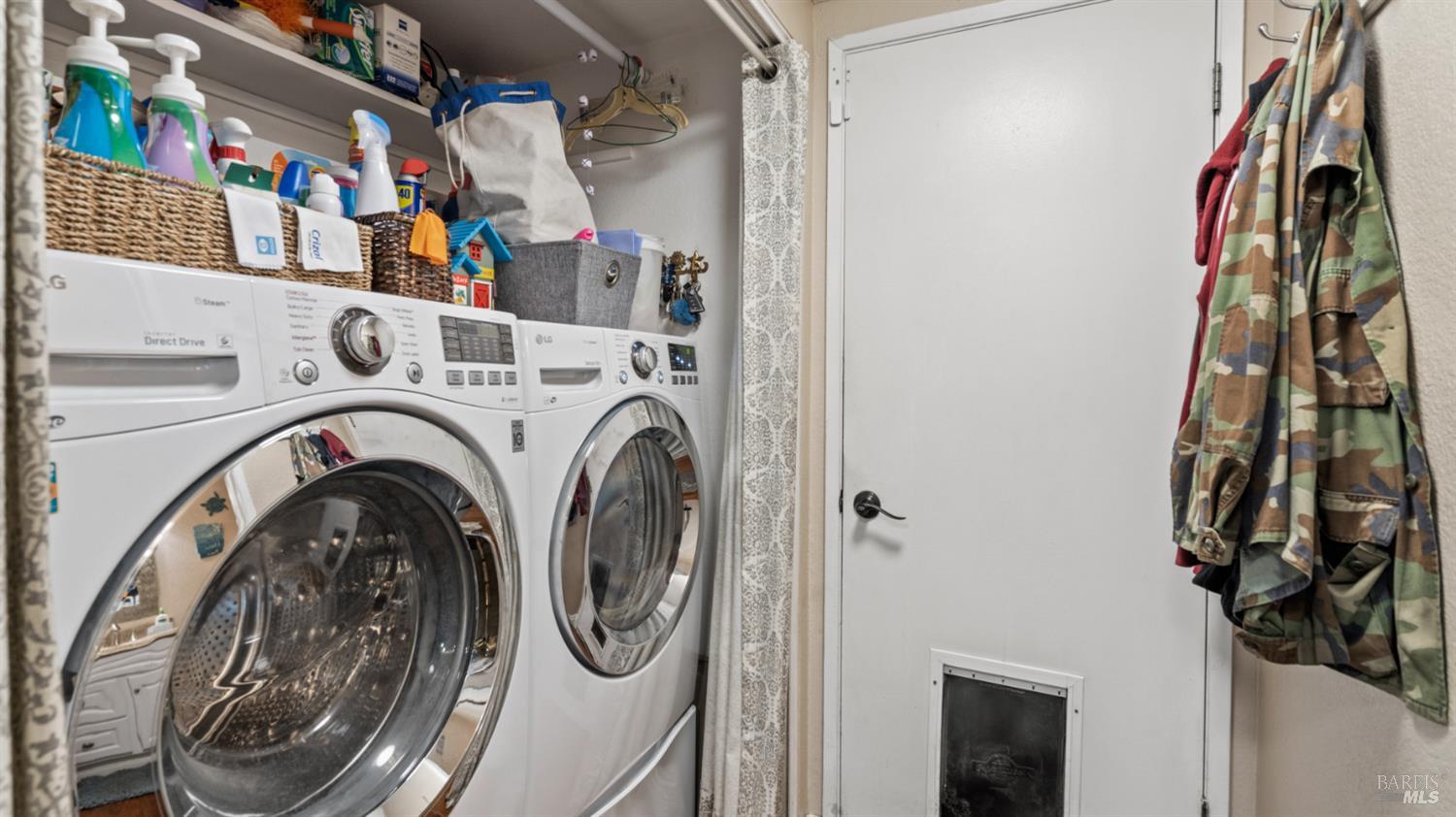 Detail Gallery Image 25 of 72 For 606 Sunnyvale Pl, Vacaville,  CA 95687 - 5 Beds | 2/1 Baths