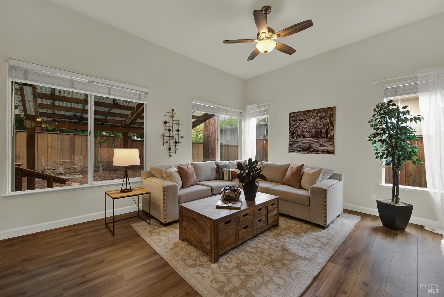 Detail Gallery Image 24 of 71 For 621 Renaissance Ave, Fairfield,  CA 94534 - 3 Beds | 3 Baths