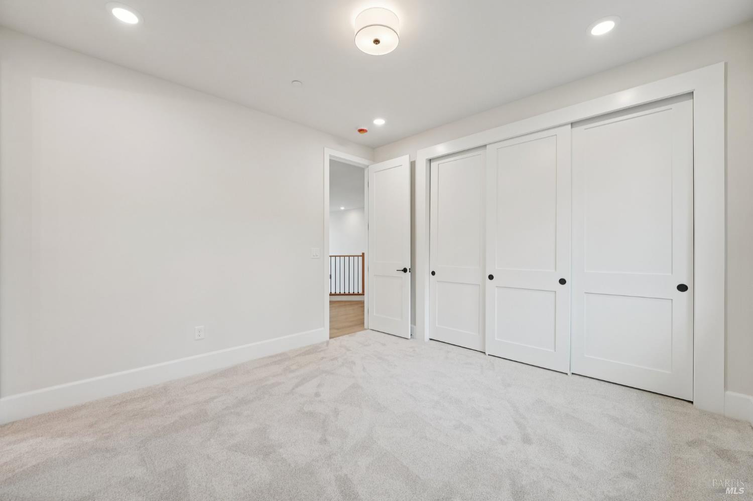 Detail Gallery Image 38 of 80 For 5663 Crystal Dr, Santa Rosa,  CA 95404 - 5 Beds | 3/1 Baths