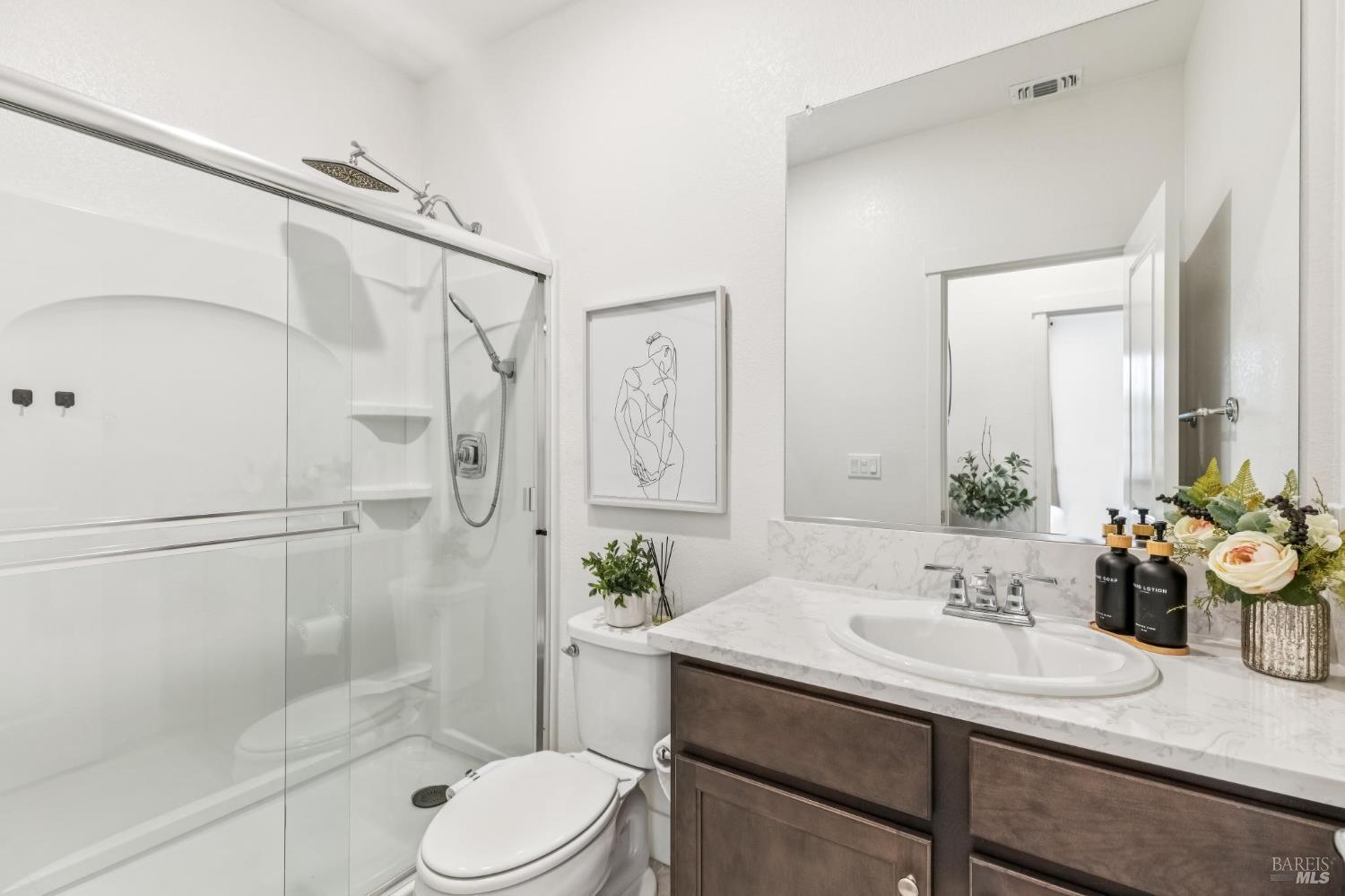 Detail Gallery Image 25 of 52 For 2919 Shaver St, Fairfield,  CA 94533 - 4 Beds | 3 Baths