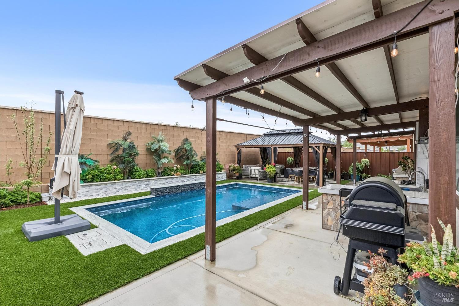 Detail Gallery Image 45 of 52 For 2919 Shaver St, Fairfield,  CA 94533 - 4 Beds | 3 Baths