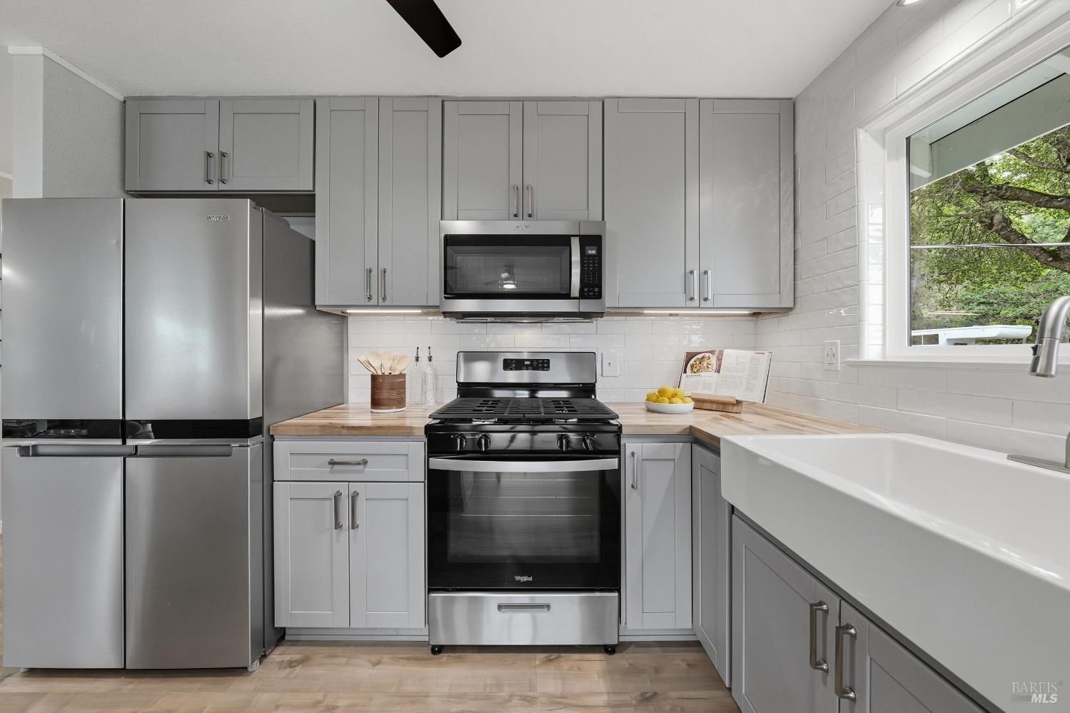 Detail Gallery Image 14 of 52 For 9480 Glenhaven Dr, Glenhaven,  CA 95443 - 2 Beds | 2 Baths