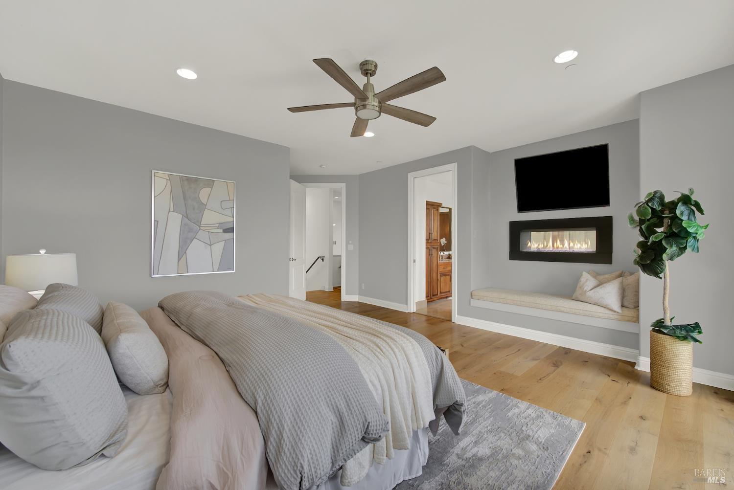 Detail Gallery Image 48 of 95 For 213 Cardwell Ct, Napa,  CA 94559 - 4 Beds | 3/1 Baths