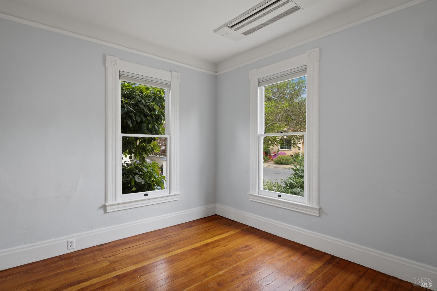 Detail Gallery Image 7 of 41 For 640 Charles St, Santa Rosa,  CA 95404 - 2 Beds | 1 Baths