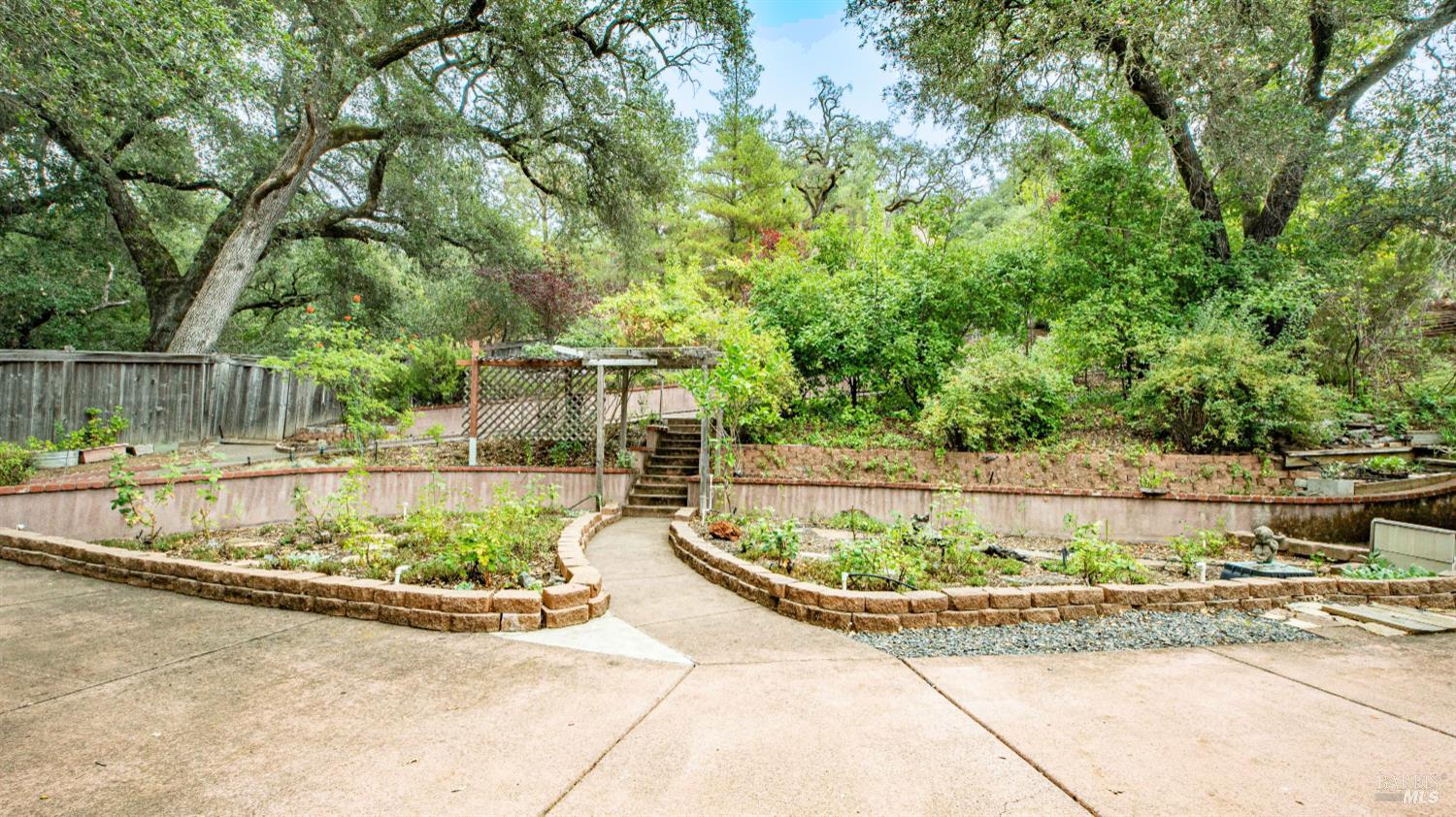 Detail Gallery Image 61 of 68 For 113 Heidi Ln, Cloverdale,  CA 95425 - 3 Beds | 2/2 Baths