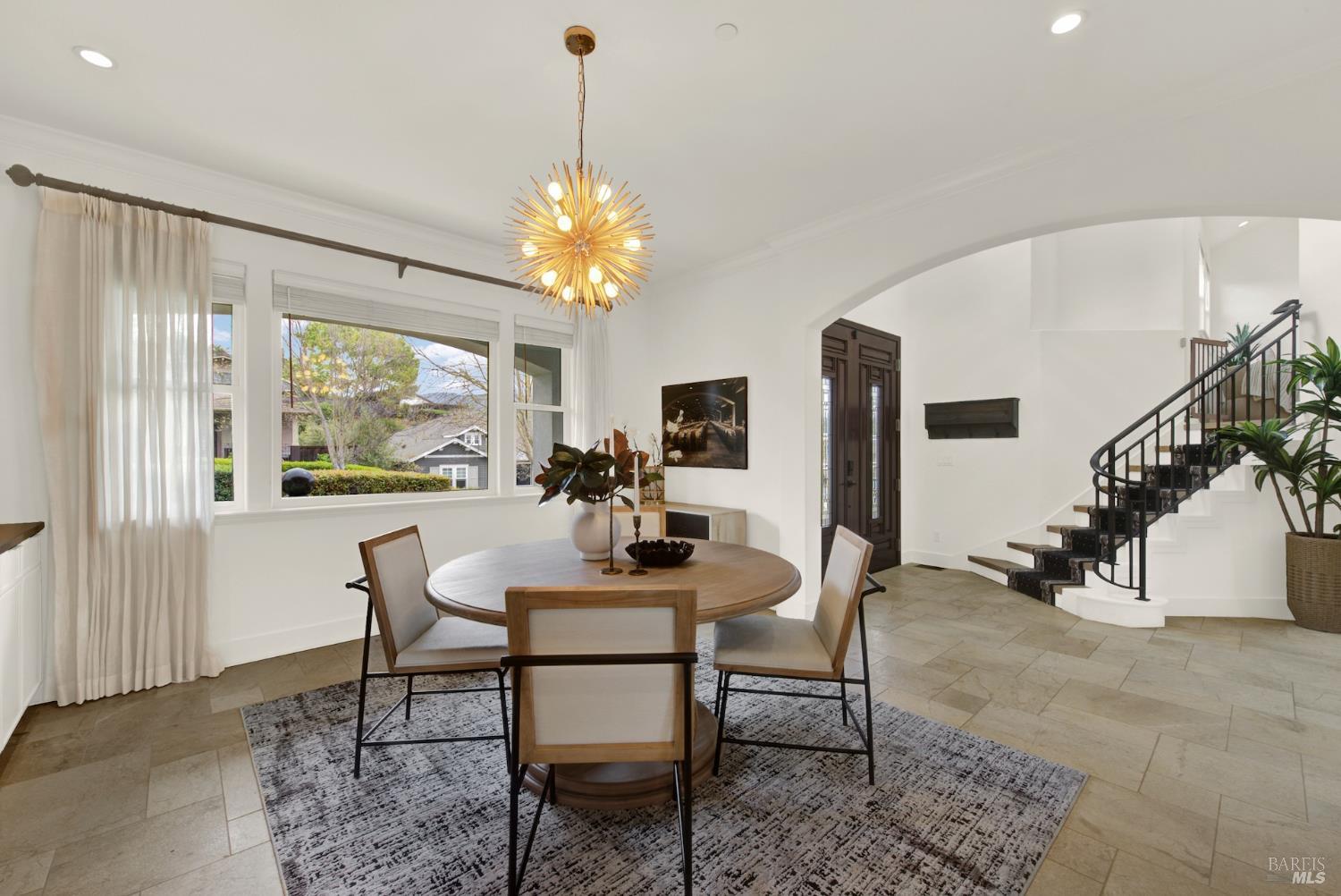 Detail Gallery Image 15 of 95 For 213 Cardwell Ct, Napa,  CA 94559 - 4 Beds | 3/1 Baths