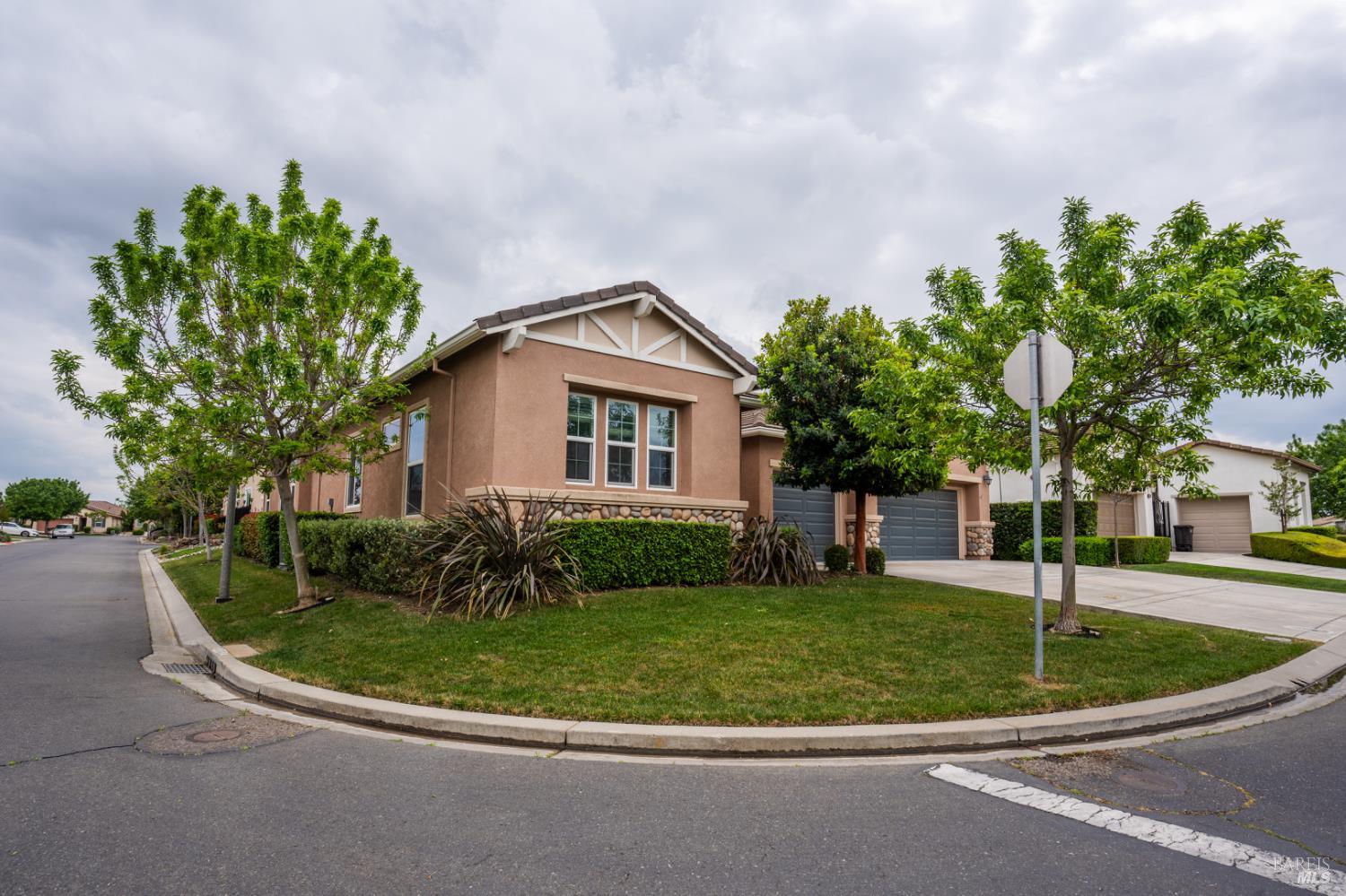 Detail Gallery Image 3 of 33 For 506 Rutland Dr, Rio Vista,  CA 94571 - 3 Beds | 2/1 Baths