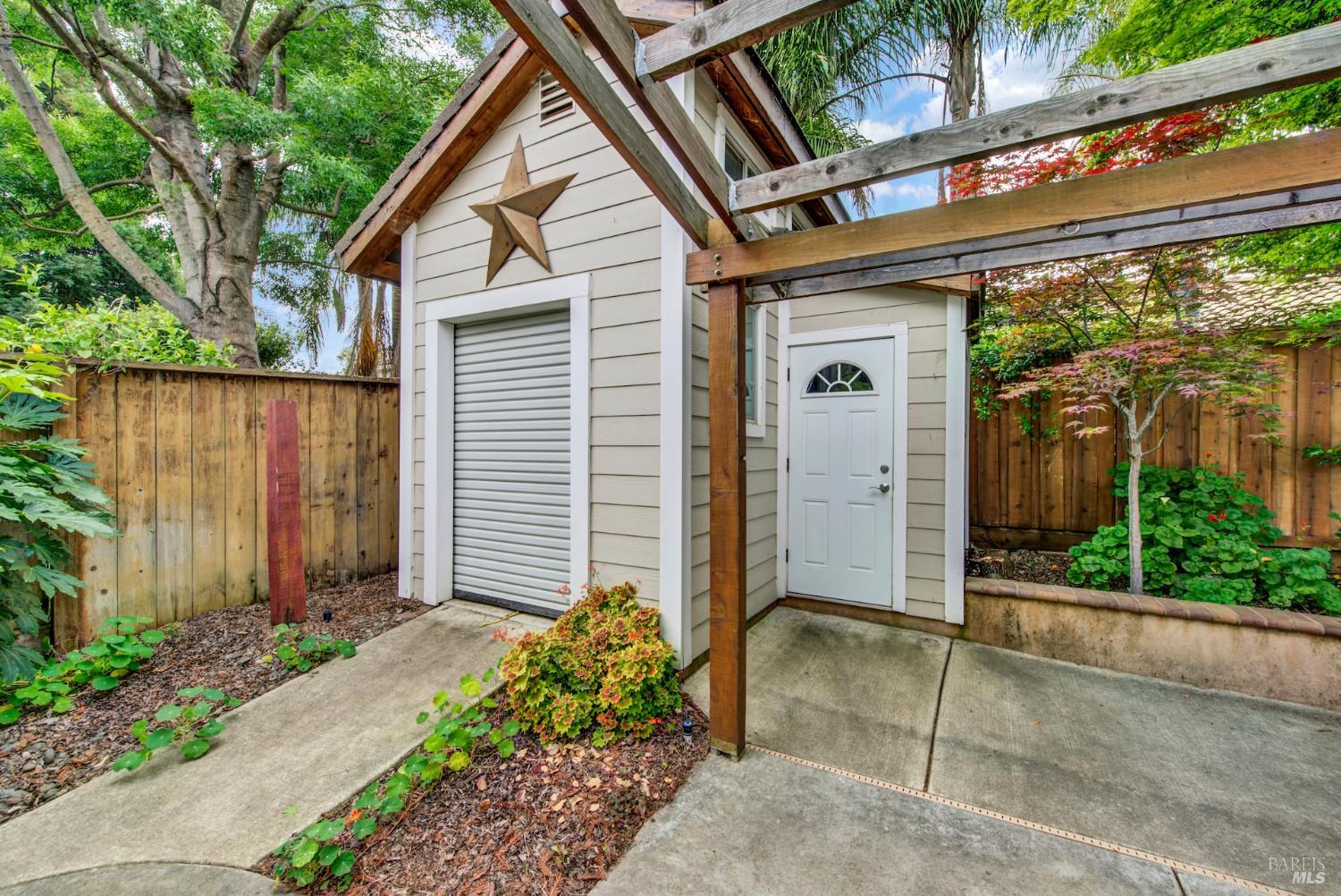 Detail Gallery Image 53 of 71 For 621 Renaissance Ave, Fairfield,  CA 94534 - 3 Beds | 3 Baths