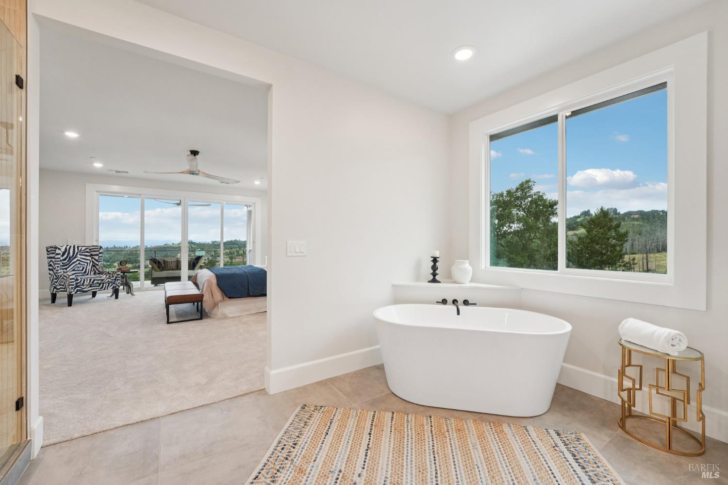 Detail Gallery Image 45 of 80 For 5663 Crystal Dr, Santa Rosa,  CA 95404 - 5 Beds | 3/1 Baths