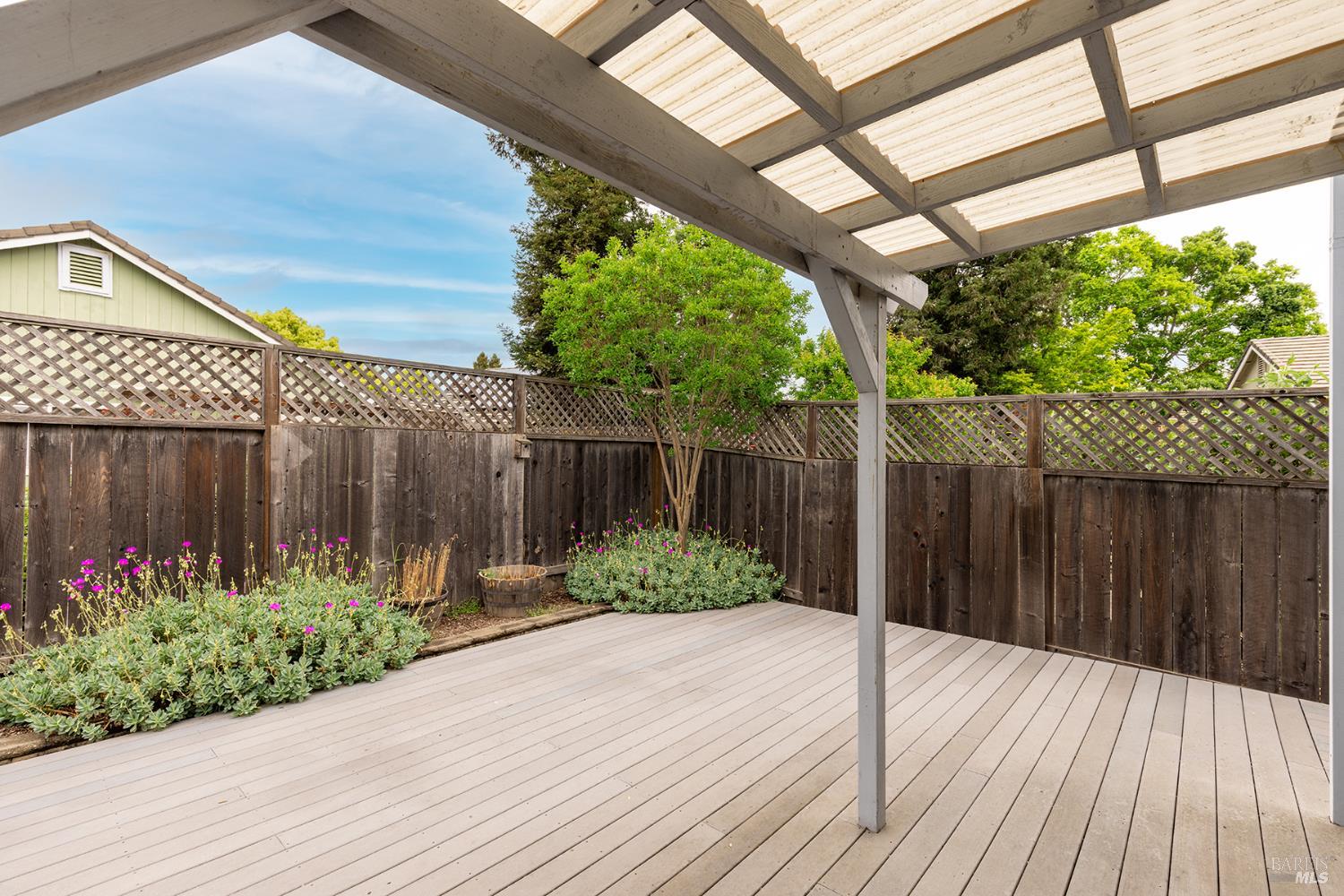 Detail Gallery Image 42 of 47 For 349 Sugar Maple Ln, Windsor,  CA 95492 - 3 Beds | 2 Baths