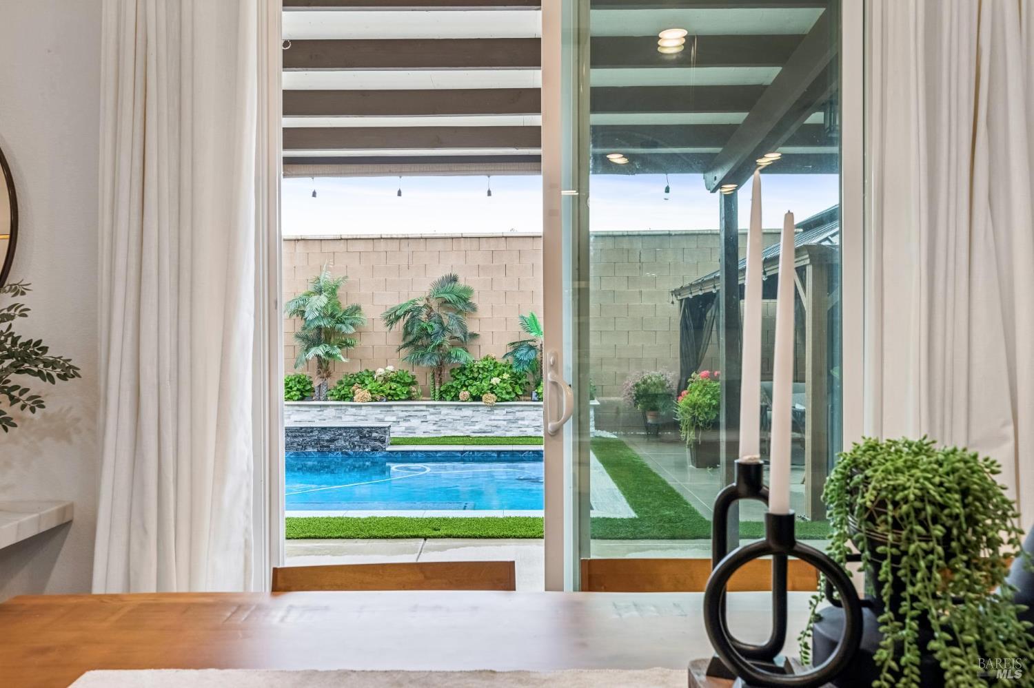 Detail Gallery Image 21 of 52 For 2919 Shaver St, Fairfield,  CA 94533 - 4 Beds | 3 Baths