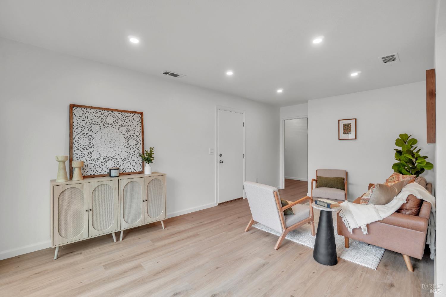 Detail Gallery Image 19 of 47 For 607 Seagull Dr, Suisun City,  CA 94585 - 3 Beds | 2 Baths