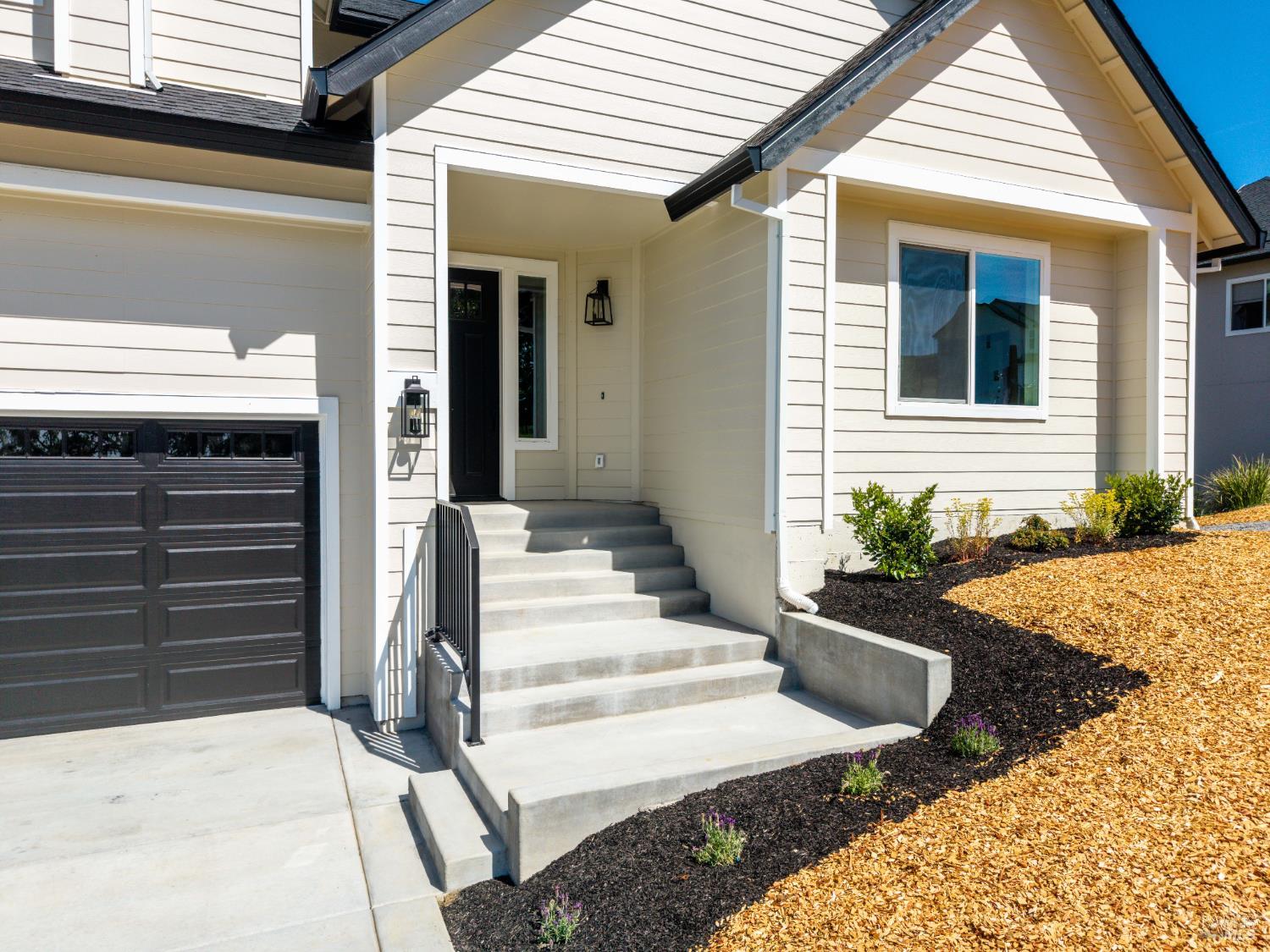 Detail Gallery Image 2 of 57 For 400 Tehuacan Rd, Ukiah,  CA 95482 - 4 Beds | 3 Baths