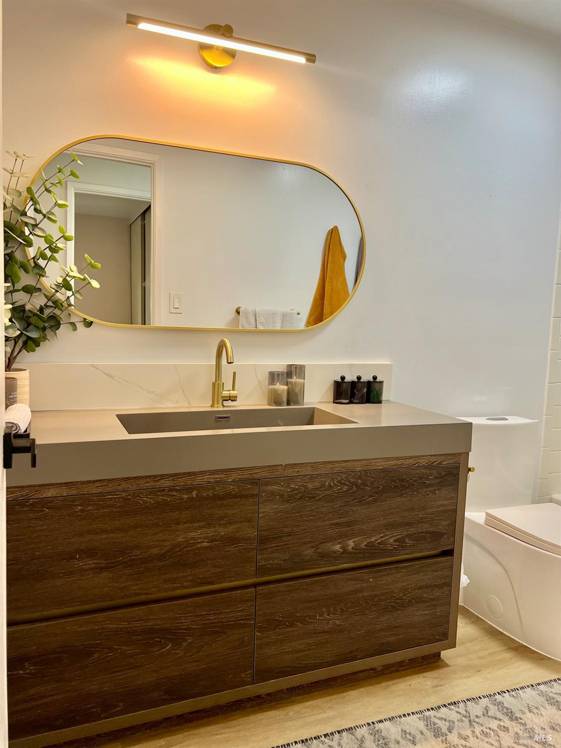 Detail Gallery Image 7 of 18 For 199 Regent Dr, Pittsburg,  CA 94565 - 3 Beds | 2 Baths