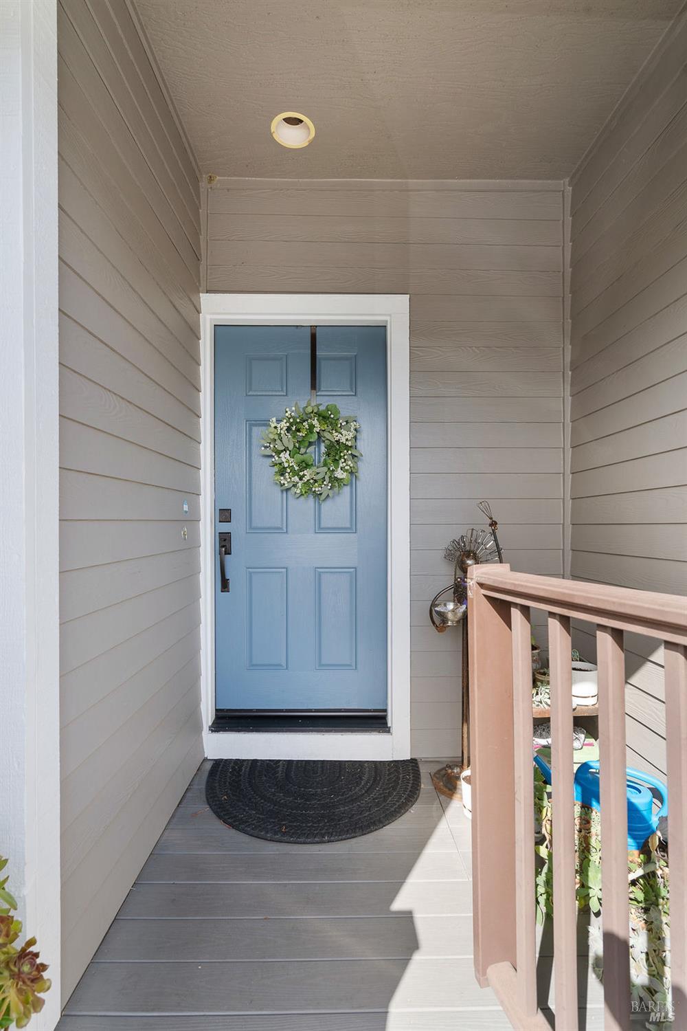 Detail Gallery Image 3 of 43 For 440 E E St, Benicia,  CA 94510 - 2 Beds | 2/1 Baths