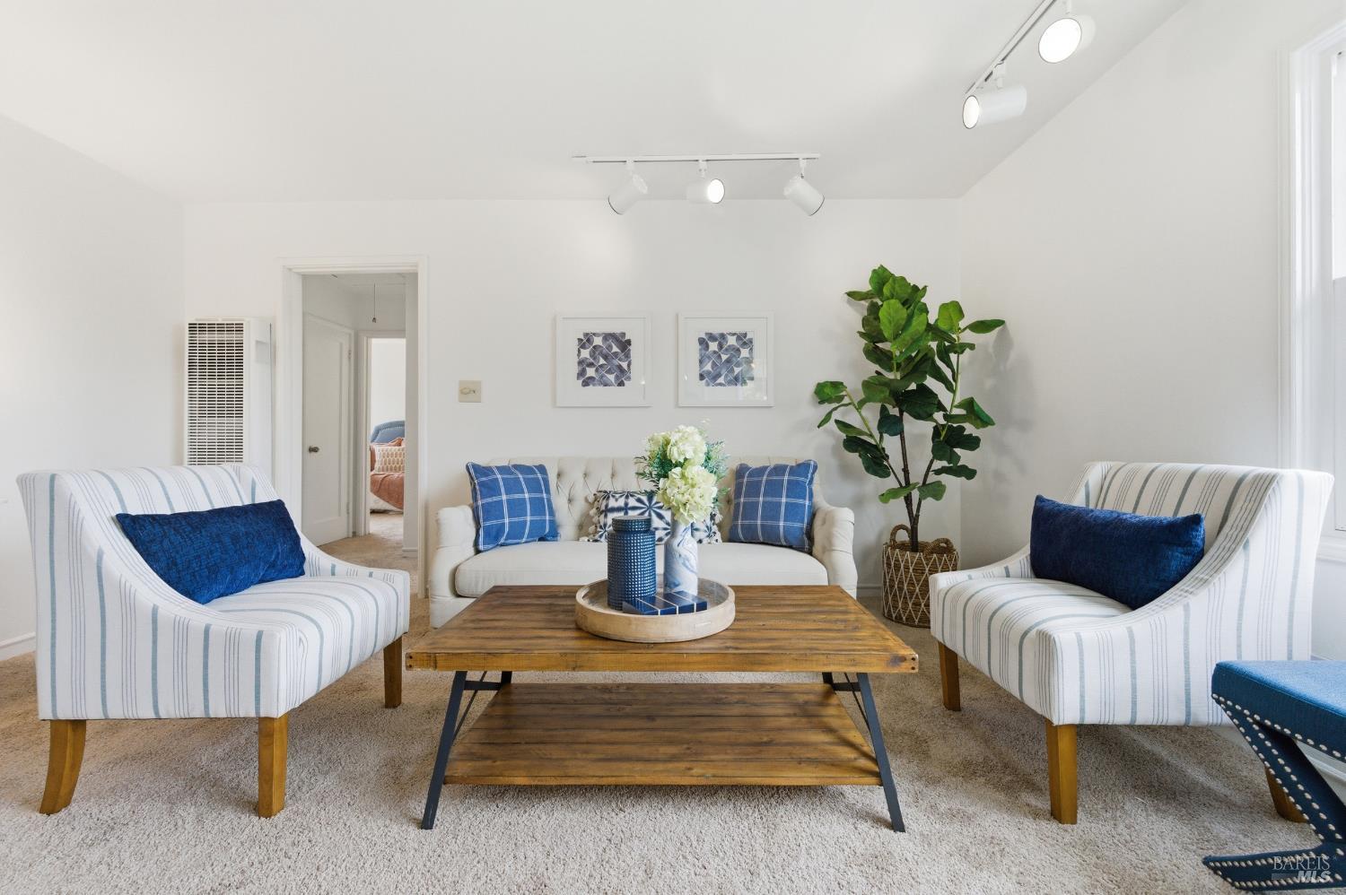 Detail Gallery Image 6 of 41 For 691 Annette Ave, Vallejo,  CA 94591 - 2 Beds | 1 Baths