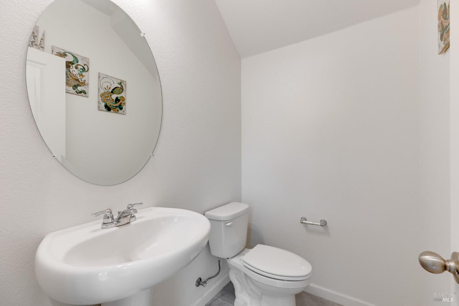 Detail Gallery Image 17 of 64 For 543 Vega Way, Vacaville,  CA 95687 - 3 Beds | 2/1 Baths