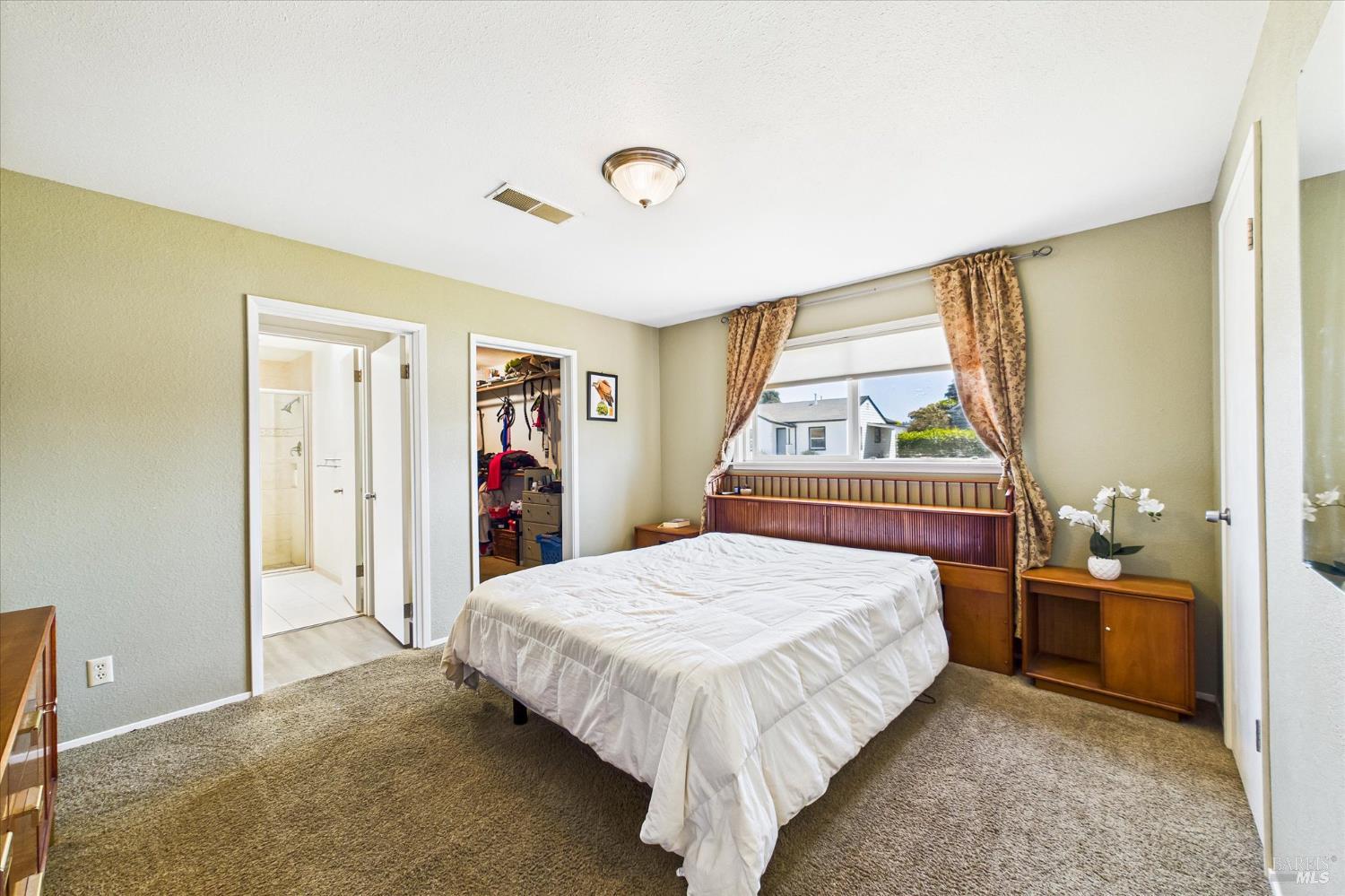 Detail Gallery Image 23 of 40 For 2393 Ohio St, Eureka,  CA 95501 - 3 Beds | 2 Baths