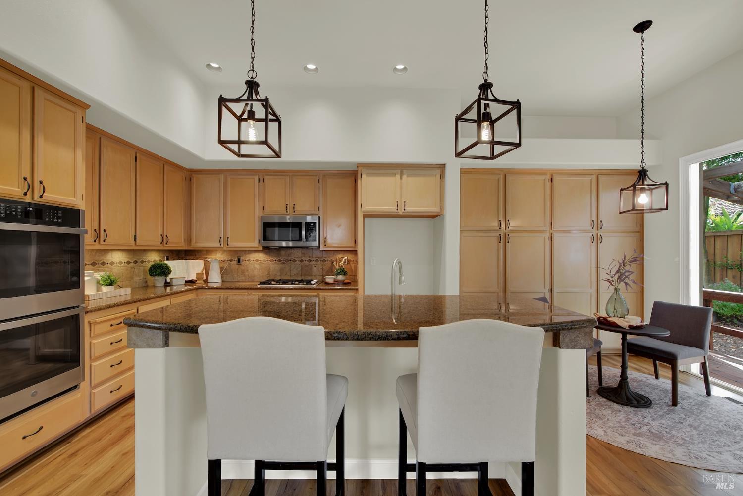 Detail Gallery Image 15 of 71 For 621 Renaissance Ave, Fairfield,  CA 94534 - 3 Beds | 3 Baths