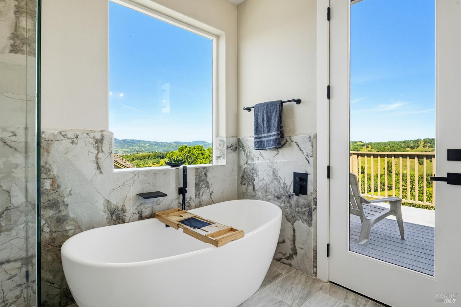 Detail Gallery Image 41 of 57 For 400 Tehuacan Rd, Ukiah,  CA 95482 - 4 Beds | 3 Baths